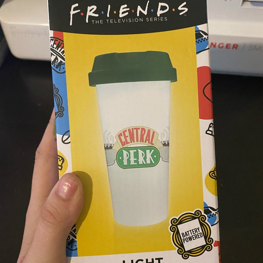 FRIENDS Central Perk Coffee Cup Light